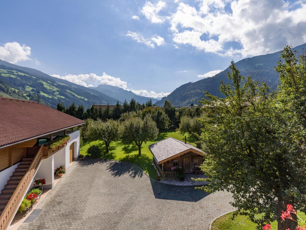 Martlerhof Daire Aschau Im Zillertal Dış mekan fotoğraf
